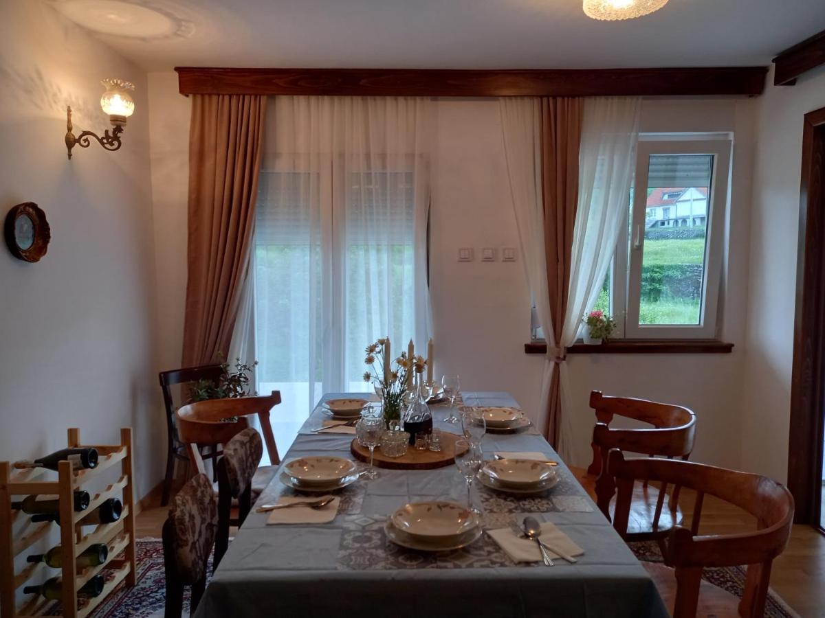 Konak Ugnji-Village Цетине Екстериор снимка